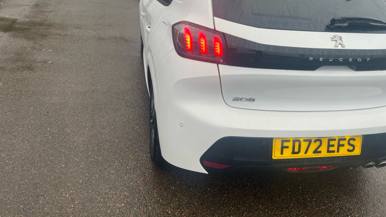 Peugeot 208 1.2 PureTech 100 Allure Premium + 5dr Petrol Hatchback